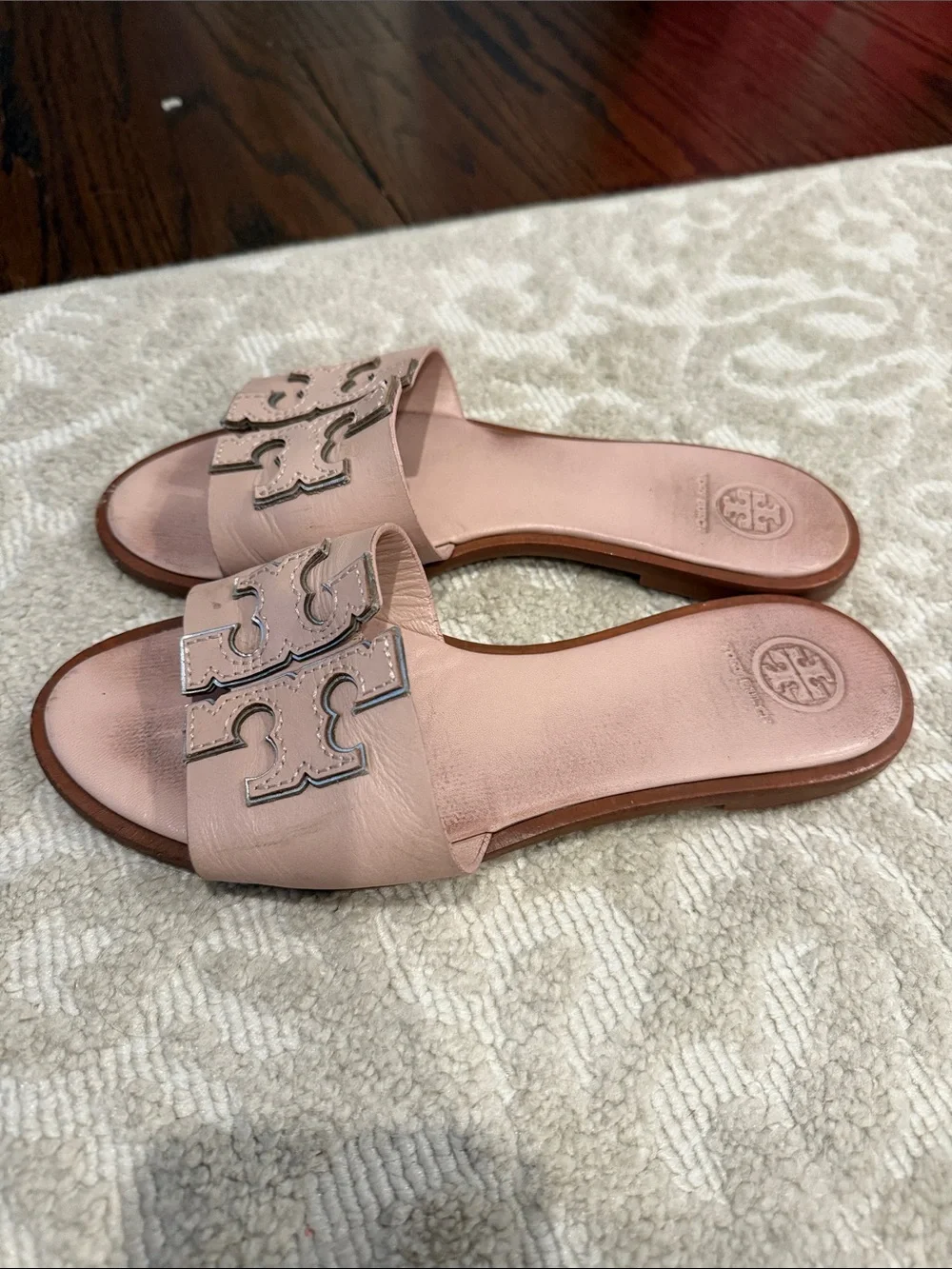 Tory Burch Dusty Pink Leather Logo Slide Mules